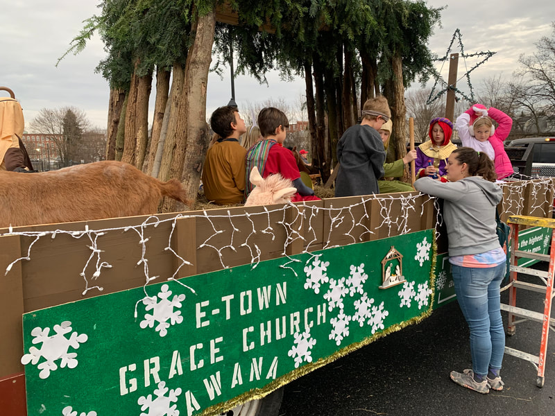 Etown Christmas Parade 2022 Etown Christmas Parade - E-Town Grace Church